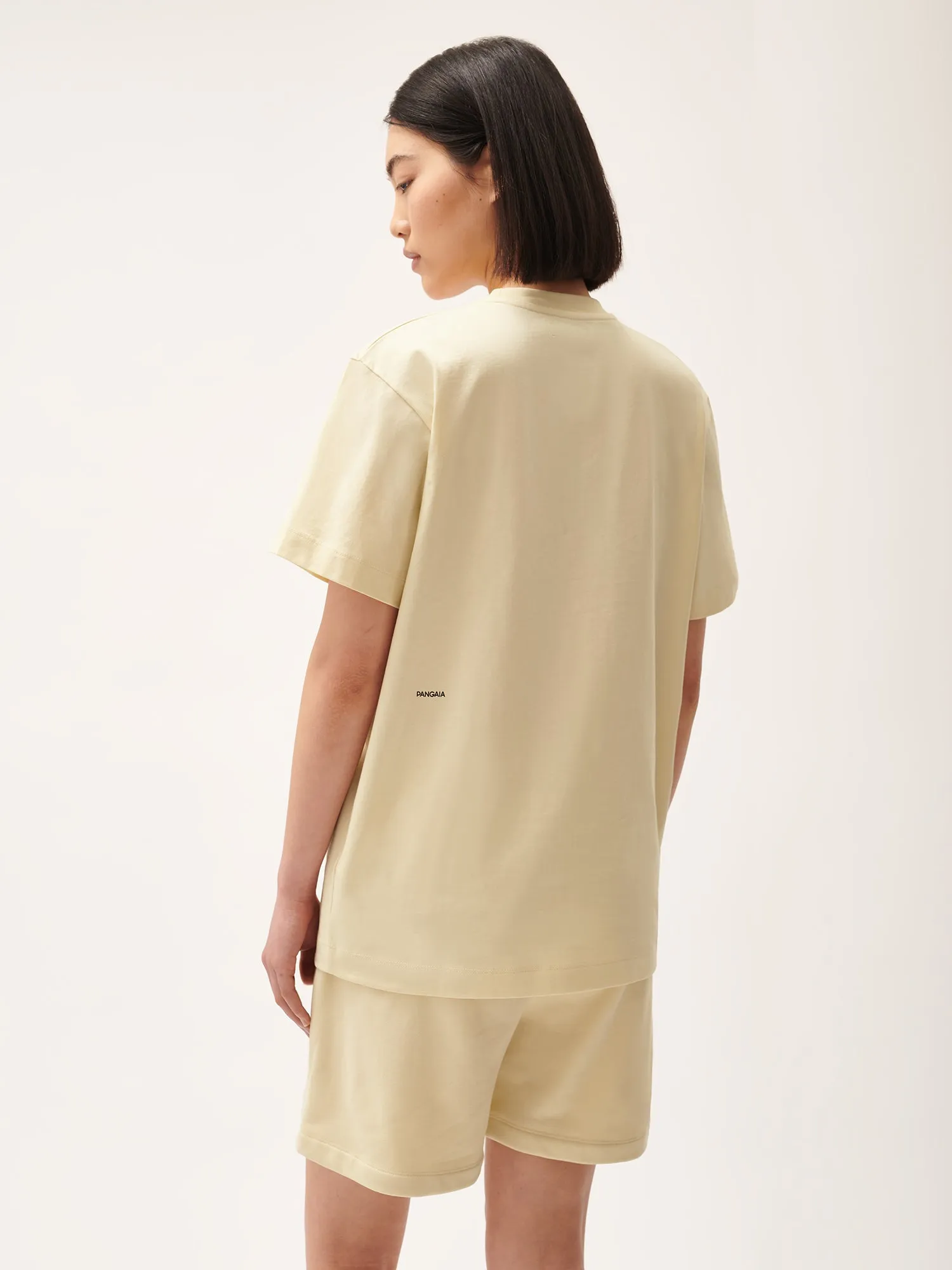 365 Midweight T-Shirt—travertine beige