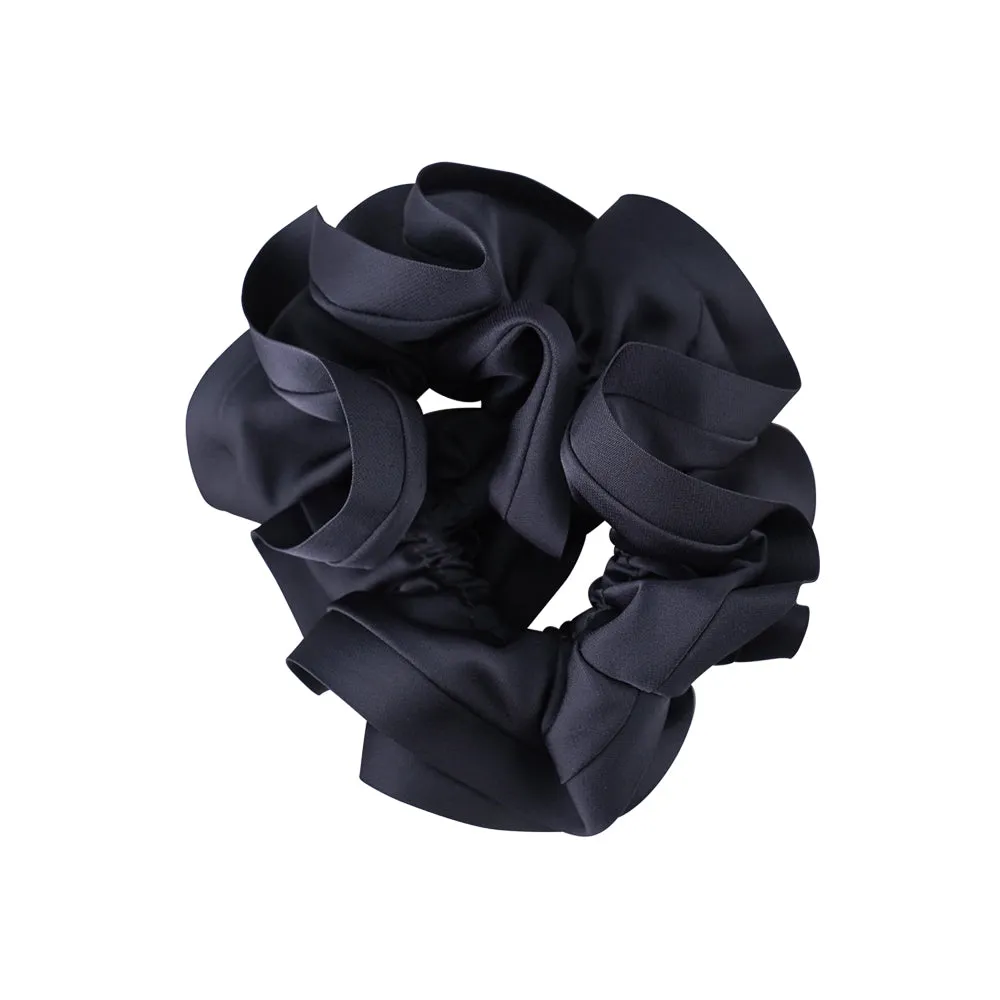 CLASSIC SATIN TRIM SCRUNCHIES .