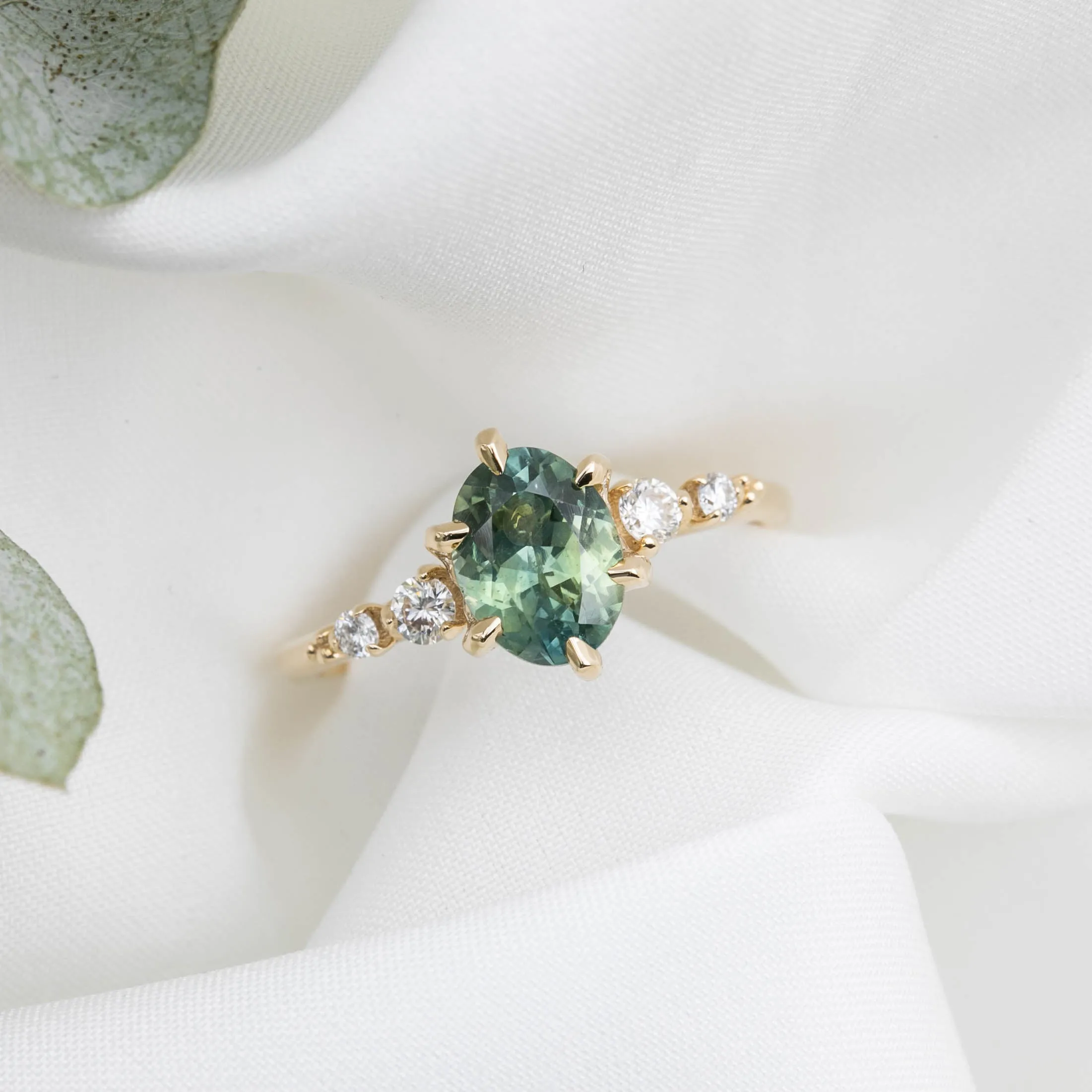 Estel Fleur Ring 1.61ct Parti Green Yellow Oval Montana Sapphire, 14K Yellow Gold (One of a kind)