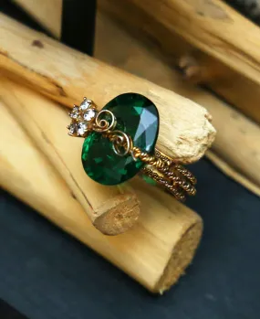 Green Zircon Flower Twisted Wire Ring